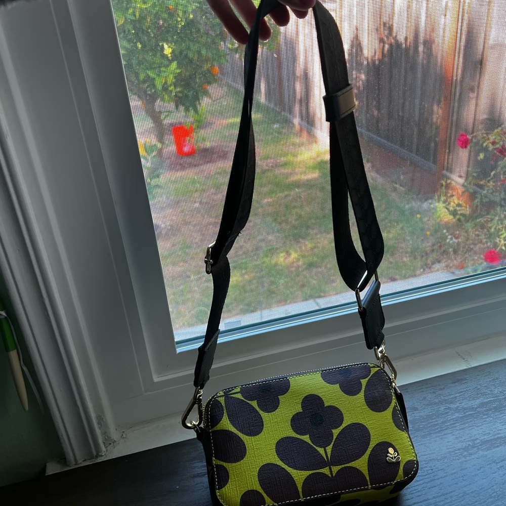 Orla Kiely Modern Yellow and Black Crossbody Bag - Picture 4 of 5